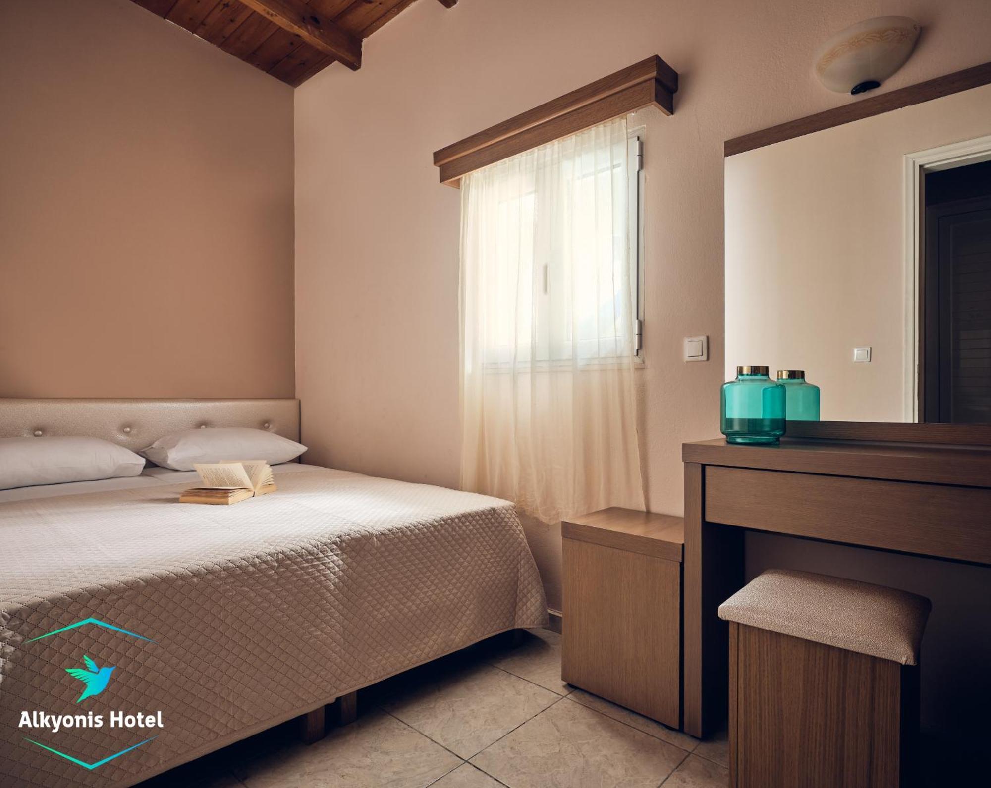 Alkyonis Hotel Laganas Ngoại thất bức ảnh